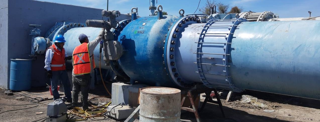 Siapa atiende fuga de agua potable en Planta de Miravalle | Zona 3 ...